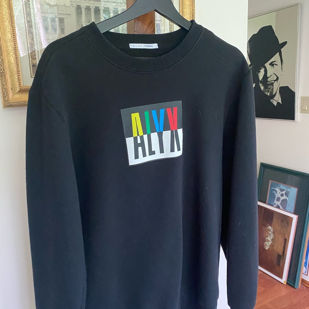Sweater - Picture 2 of 5